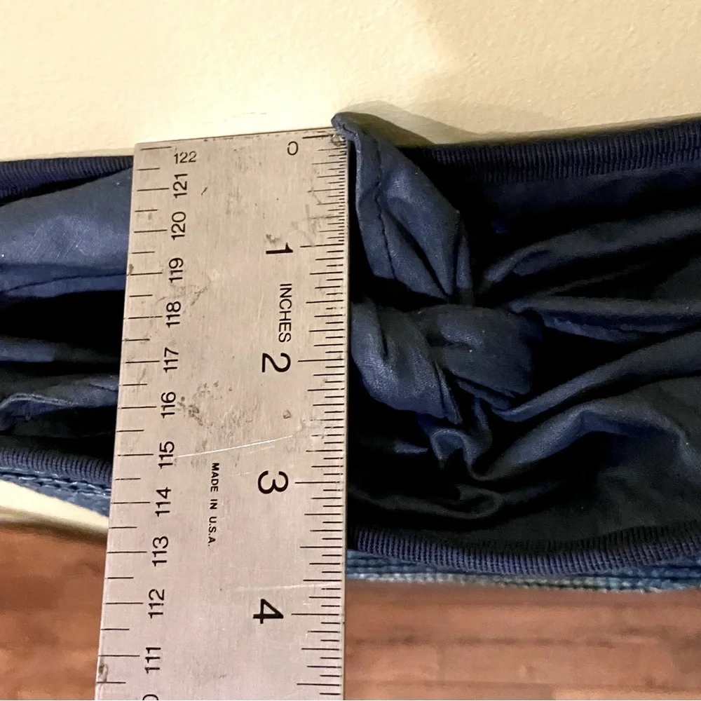 [SOLD] Vintage Holt Renfrew straw purse with waxed canvas - Picture 7 of 12